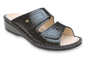 Finn Comfort Jamaica in Black Croc