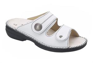 Finn Comfort Sansibar Sandal in White Nappa