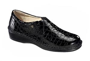 Finn Comfort Newport Black Patent Croc