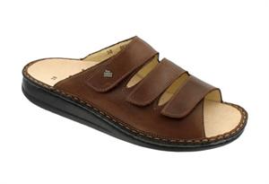Finn Comfort Korfu Sandal in Chestnut Korsika